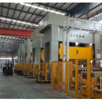 Automatic single-moving thin plate stamping production line 