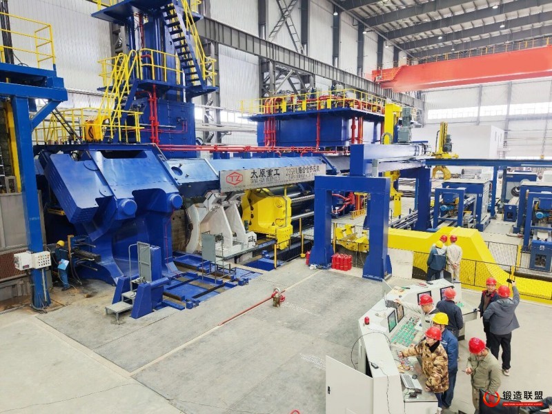 太重235MN铝挤压机